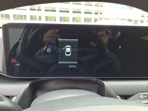 Used 2025 Kia K4 FWD image 16
