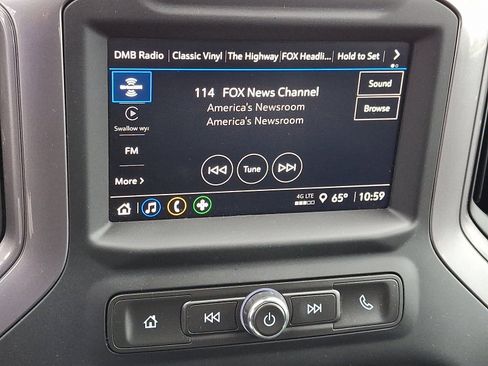 Used 2023 Chevrolet Silverado 1500 Custom image 16