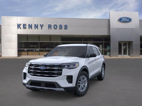 New 2026 Ford Explorer Active image 3