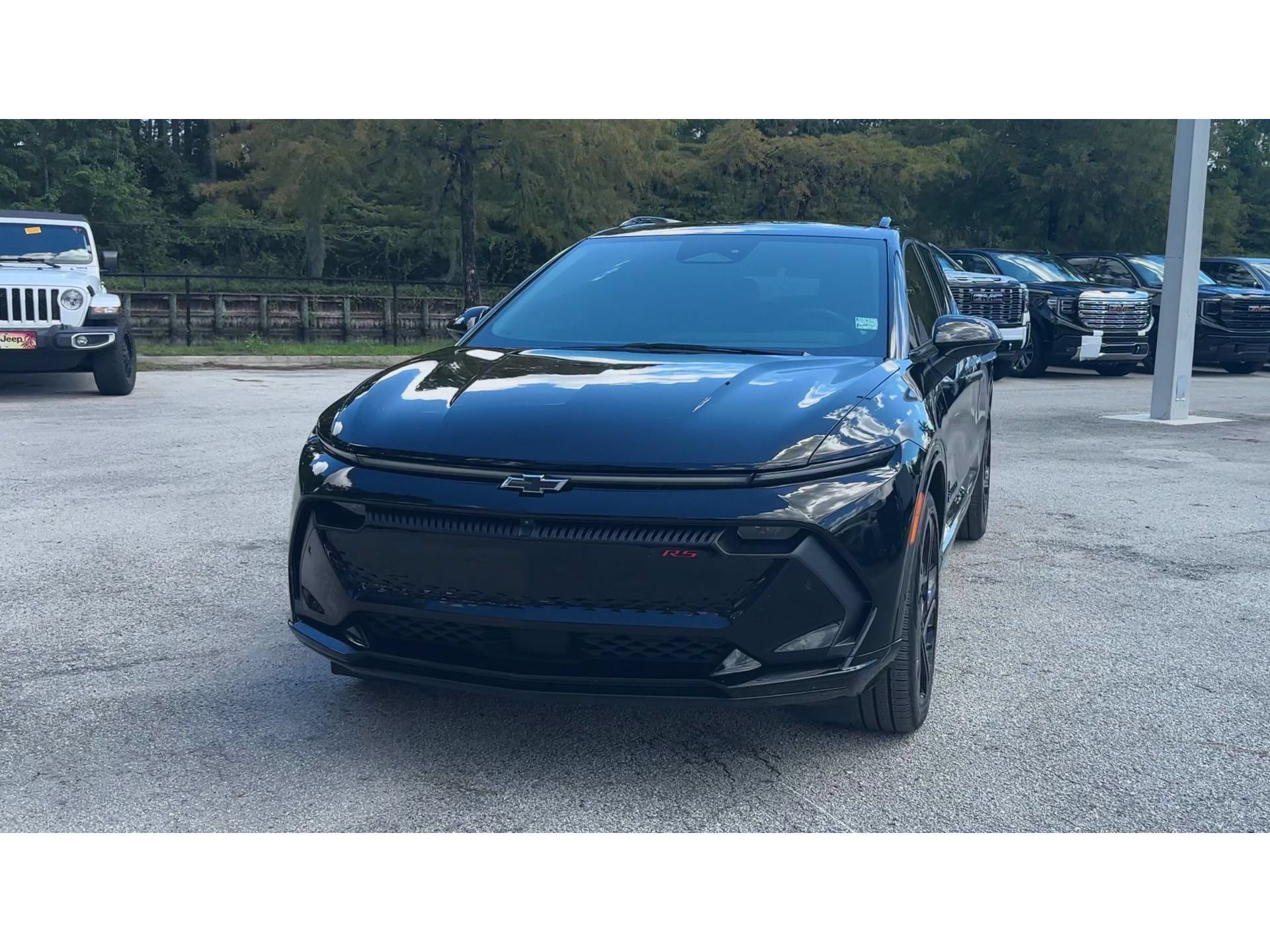 Certified 2024 Chevrolet Equinox EV RS FWD image 7