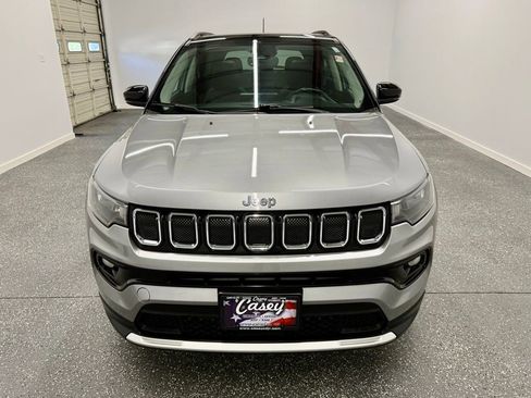 Used 2022 Jeep Compass Limited w/ Sun and Sound Group image 5