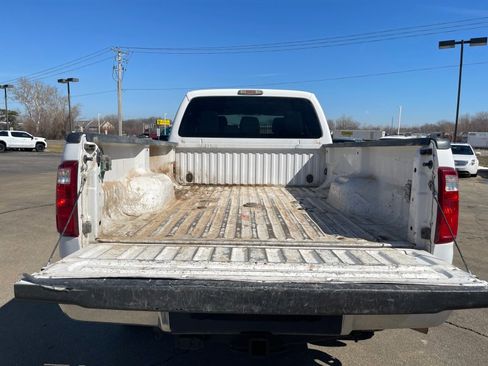 Used 2016 Ford F350 XLT w/ XLT Interior Package image 17