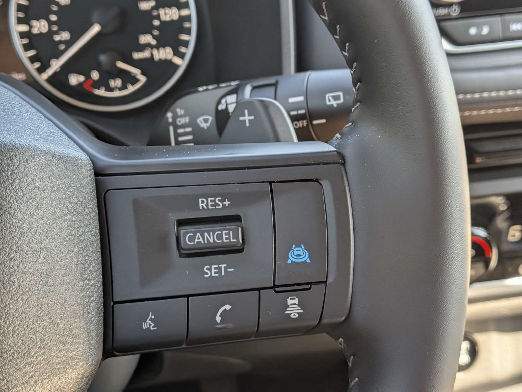 Used 2026 Nissan Rogue SV w/ Cold Weather Package FWD image 21