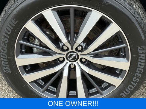 Used 2022 Nissan Pathfinder Platinum w/ Cargo Package AWD/4WD image 14