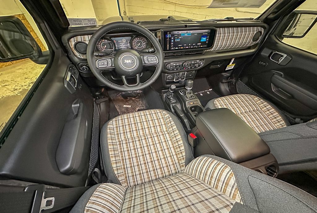 New 2026 Jeep Gladiator Sport AWD/4WD image 9