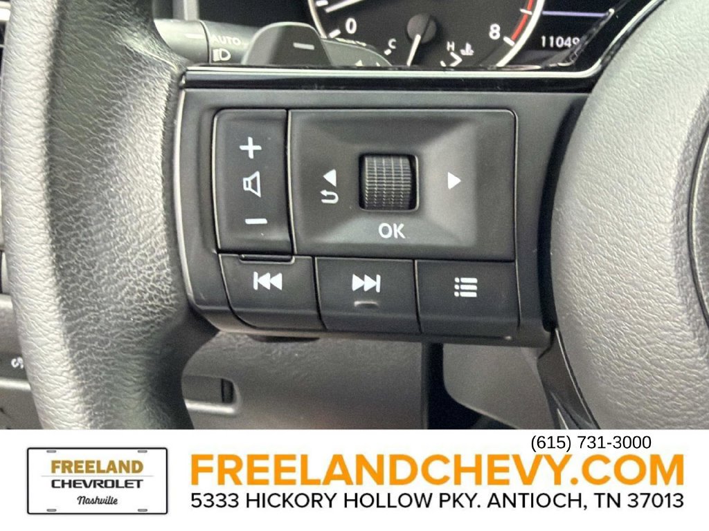 Used 2021 Nissan Rogue SV FWD image 32