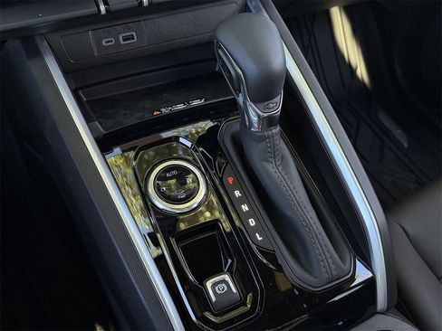 New 2026 Chevrolet Colorado LT w/ LT Convenience Package image 18