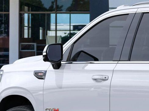 New 2026 GMC Yukon XL AT4 Ultimate AWD/4WD image 12