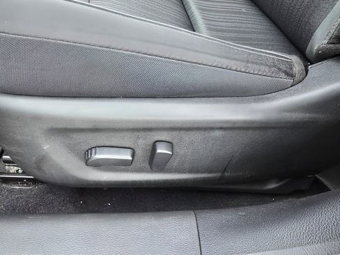 Used 2025 Nissan Altima 2.5 SV FWD image 27