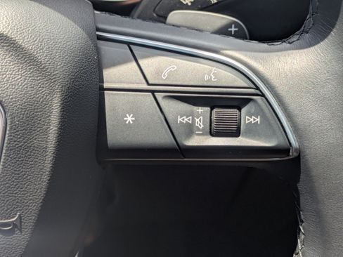 Used 2022 Audi Q8 Premium Plus AWD/4WD image 27