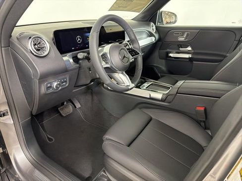 New 2026 Mercedes-Benz GLB 250 4MATIC image 10