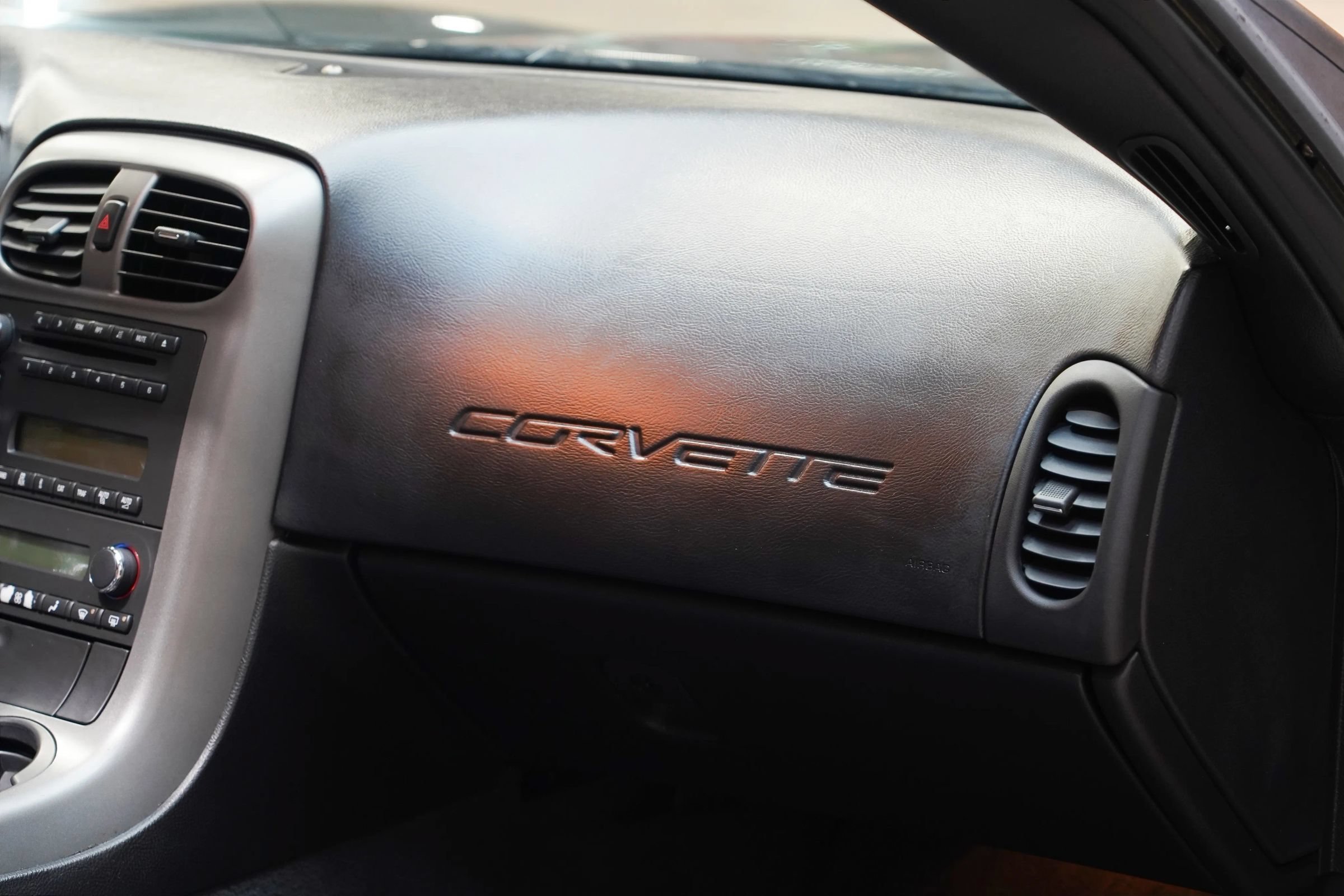 Used 2007 Chevrolet Corvette Coupe w/ Preferred Equipment Group RWD image 45