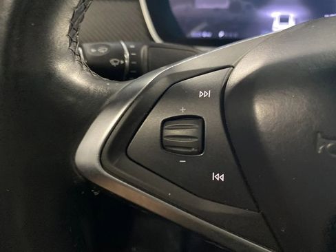 Used 2016 Tesla Model X 75D image 18