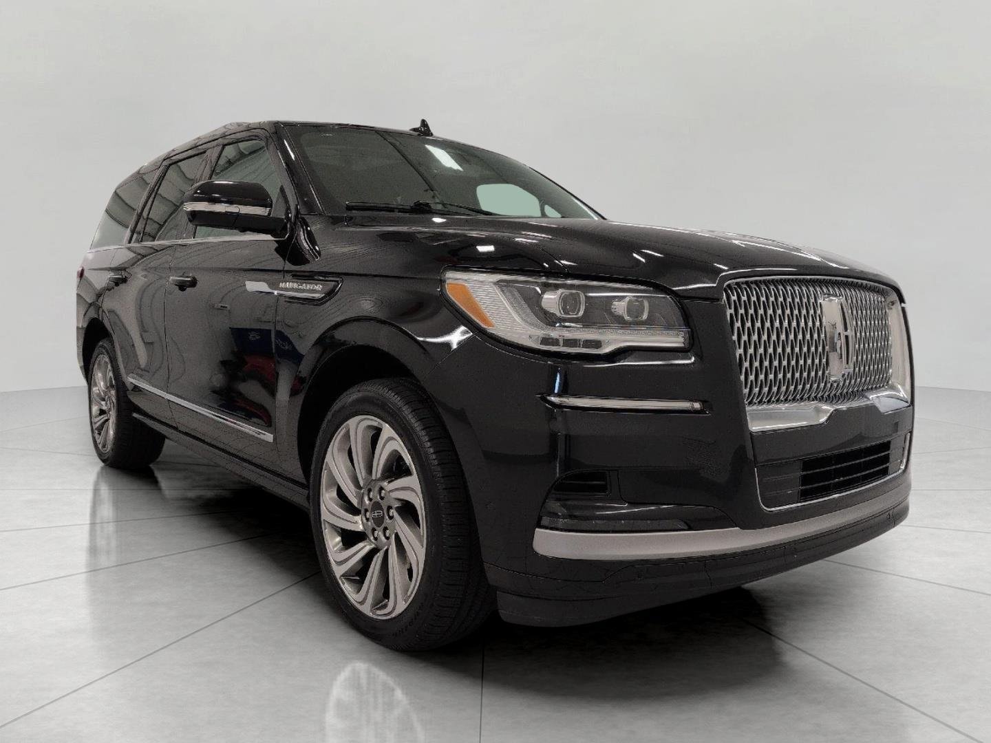 Used 2023 Lincoln Navigator Reserve AWD/4WD image 26