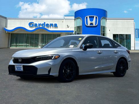 Used 2026 Honda Civic Sport image 3