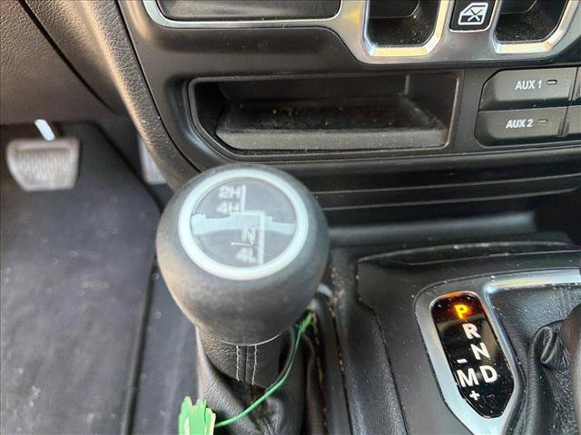 Used 2022 Jeep Gladiator Sport AWD/4WD image 15