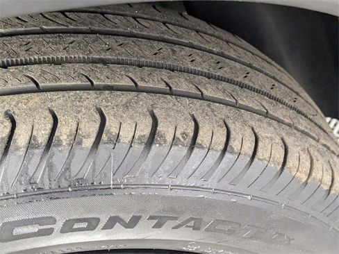 Used 2023 Chevrolet TrailBlazer LT w/ Convenience Package image 9