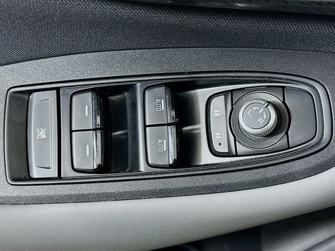 Used 2022 Subaru Outback Premium image 15