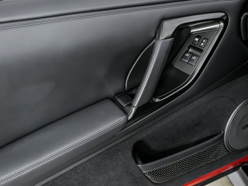 Used 2018 Nissan GT-R Premium AWD/4WD image 19