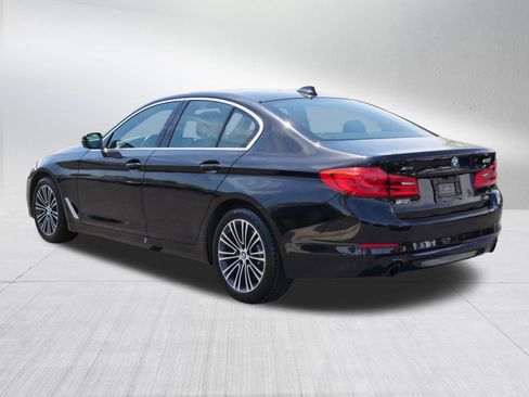 Used 2019 BMW 530i xDrive w/ Convenience Package AWD/4WD image 5