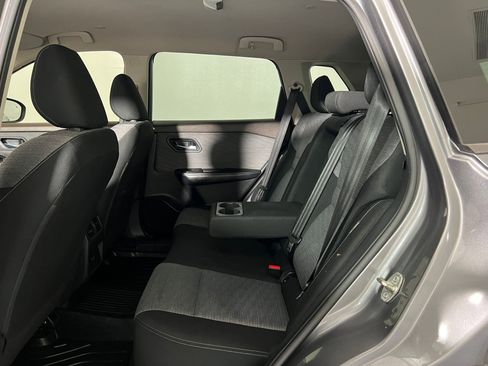 Used 2023 Nissan Rogue SV image 13