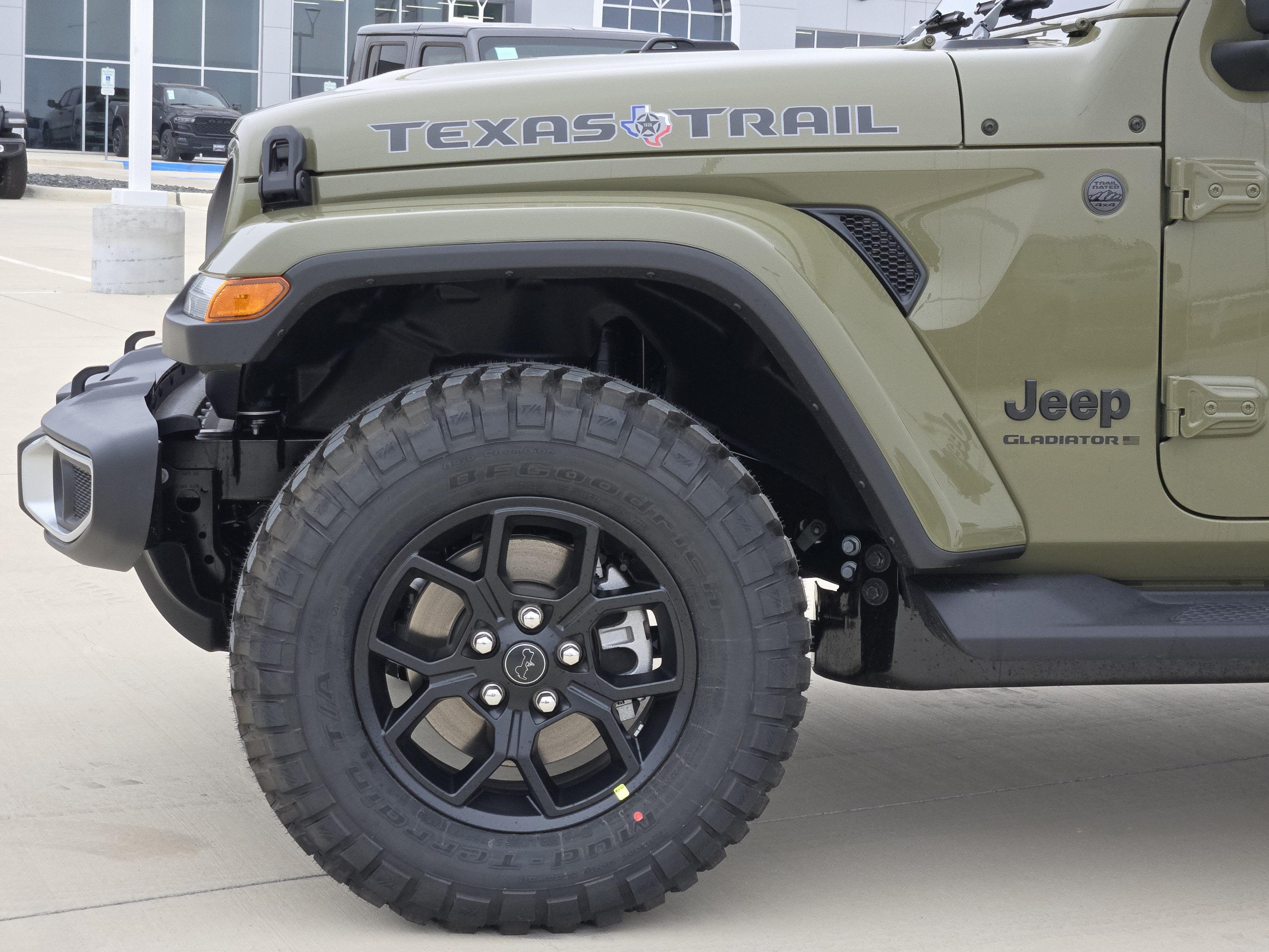 New 2026 Jeep Gladiator Sport AWD/4WD image 6