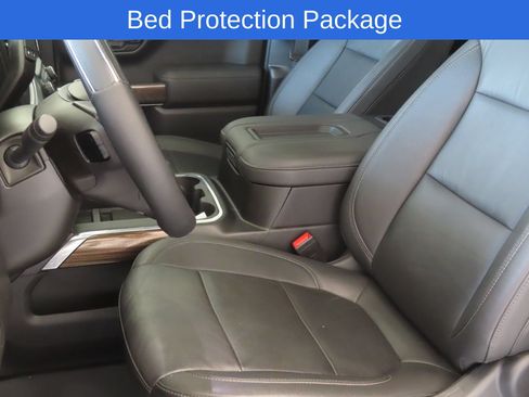 Used 2021 Chevrolet Silverado 1500 RST w/ Redline Edition AWD/4WD image 11