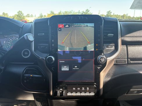 Used 2022 RAM 2500 Laramie AWD/4WD image 25