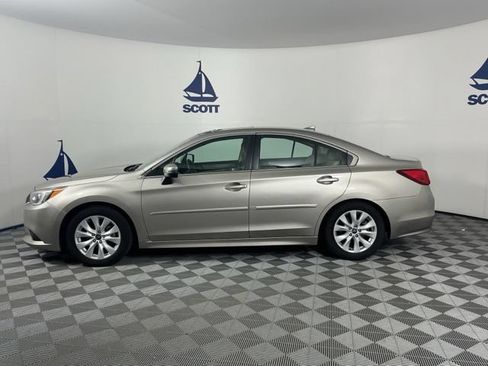 Used 2017 Subaru Legacy 2.5i Premium AWD/4WD image 4