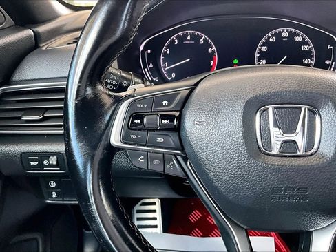 Used 2019 Honda Accord Sport image 10