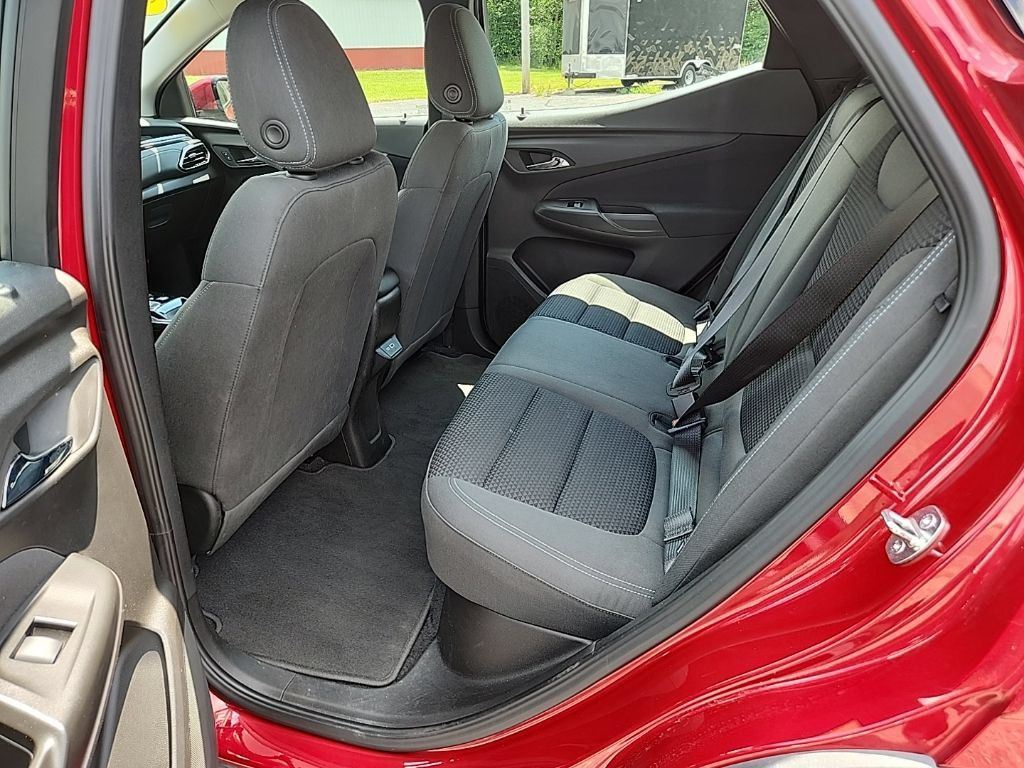 Used 2023 Chevrolet Bolt EUV LT w/ Comfort Package FWD image 33