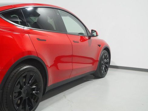 Used 2023 Tesla Model Y Long Range AWD/4WD image 52