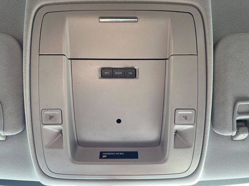 Used 2016 Chevrolet Silverado 2500 W/T image 34