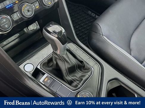 Used 2023 Volkswagen Taos SEL AWD/4WD image 23