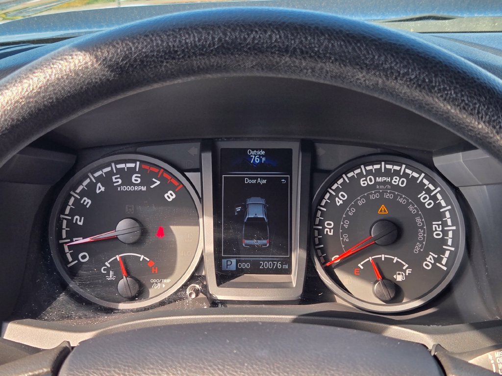 Used 2023 Toyota Tacoma SR AWD/4WD image 37