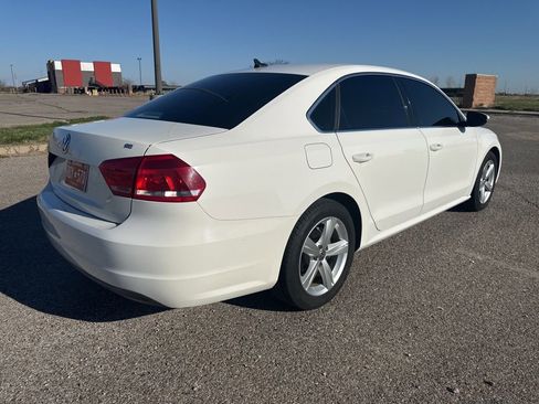Used 2012 Volkswagen Passat 2.5 SE image 4