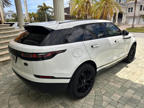 Used 2019 Land Rover Range Rover Velar S AWD/4WD image 32