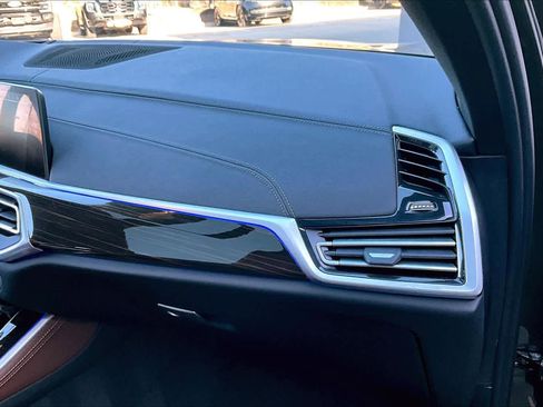 Used 2023 BMW X5 sDrive40i w/ Executive Package image 17