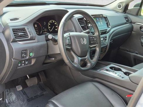 Used 2024 Honda Ridgeline RTL image 9