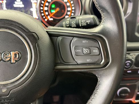 Used 2018 Jeep Wrangler Unlimited Sport S AWD/4WD image 28
