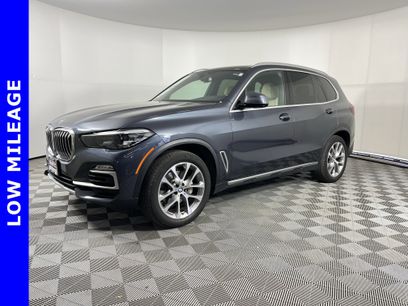 Used 2021 BMW X5 xDrive40i w/ Premium Package 2
