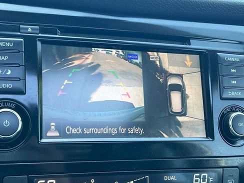 Used 2020 Nissan Rogue SL w/ Premium Package FWD image 23