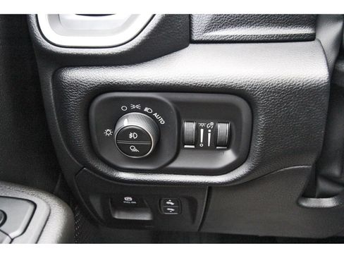 Used 2026 RAM 1500 Lone Star RWD image 19