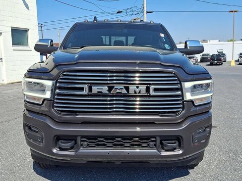 Used 2022 RAM 2500 Laramie AWD/4WD image 2