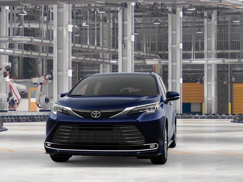 New 2026 Toyota Sienna Limited FWD image 18