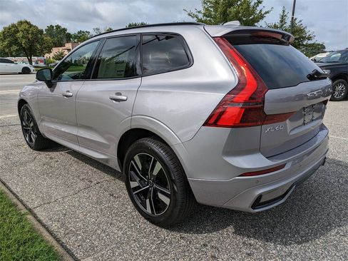 New 2026 Volvo XC60 B5 Core w/ Climate Package image 6