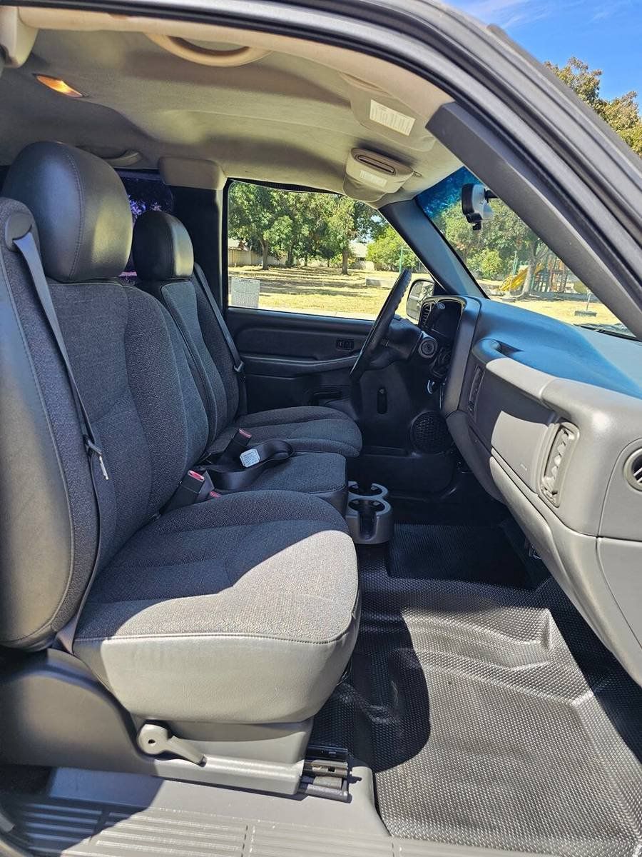Used 2006 Chevrolet Silverado 1500 W/T RWD image 14