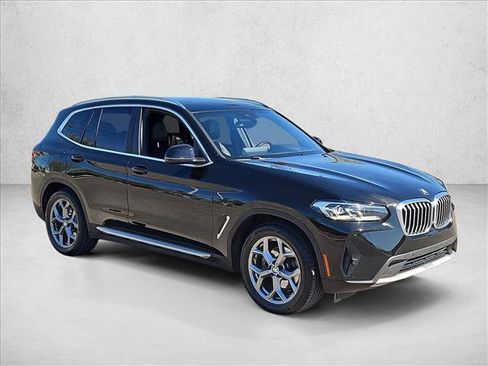 Used 2024 BMW X3 sDrive30i w/ Premium Package RWD image 3