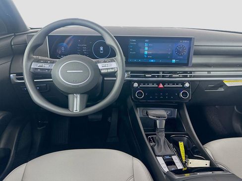 New 2026 Hyundai Santa Cruz SEL FWD image 18