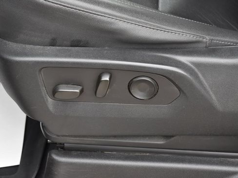 Used 2023 Chevrolet Tahoe LT AWD/4WD image 15